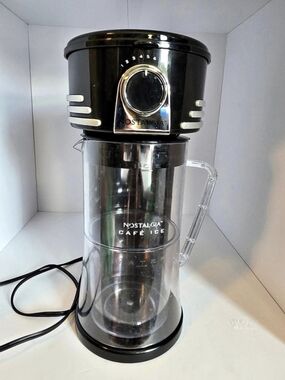 Nostalgia Café Ice 3-Quart Iced Coffee and Tea Brewing System